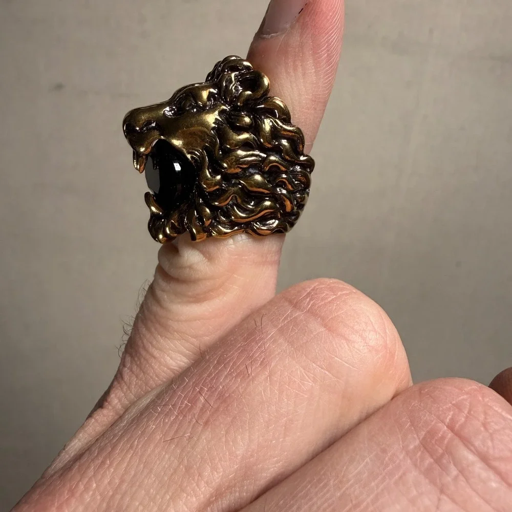 Gucci Lion Head Ring Black Crystal Aged Gold Size 13 US 6.5 Auth w/‎ New